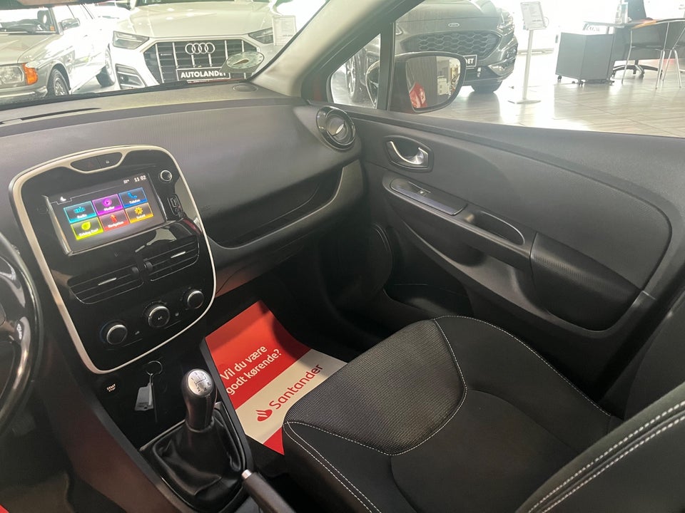 Renault Clio IV 0,9 TCe 90 Expression Sport Tourer 5d