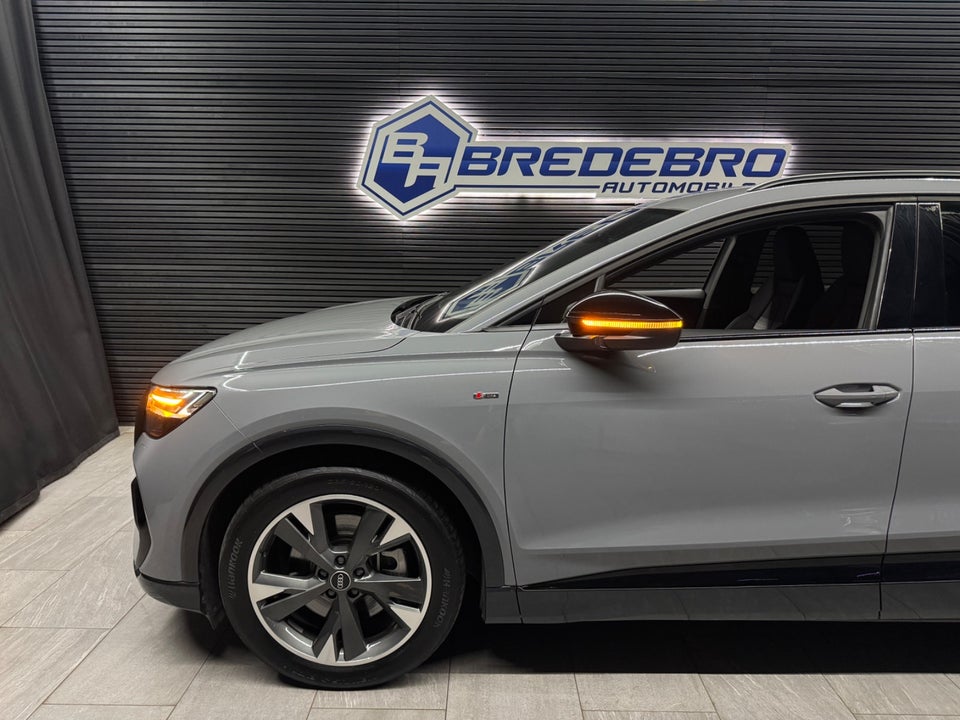 Audi Q4 e-tron 45 S-line 5d