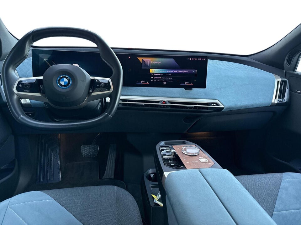 BMW iX xDrive40 Fully Charged M-Sport 5d