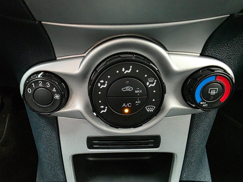 Ford Fiesta 1,25 60 Trend 5d