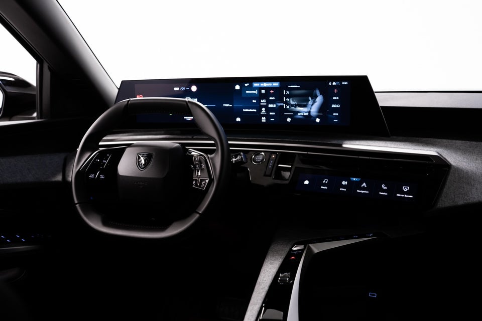 Peugeot e-5008 77 Allure 7prs 5d