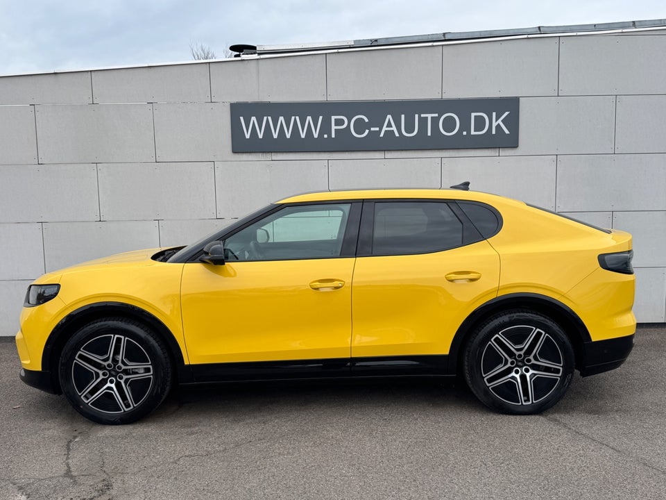 Ford Capri 77 Premium Extended Range 5d