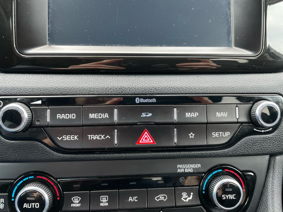 Kia Niro 1,6 HEV Advance DCT 5d