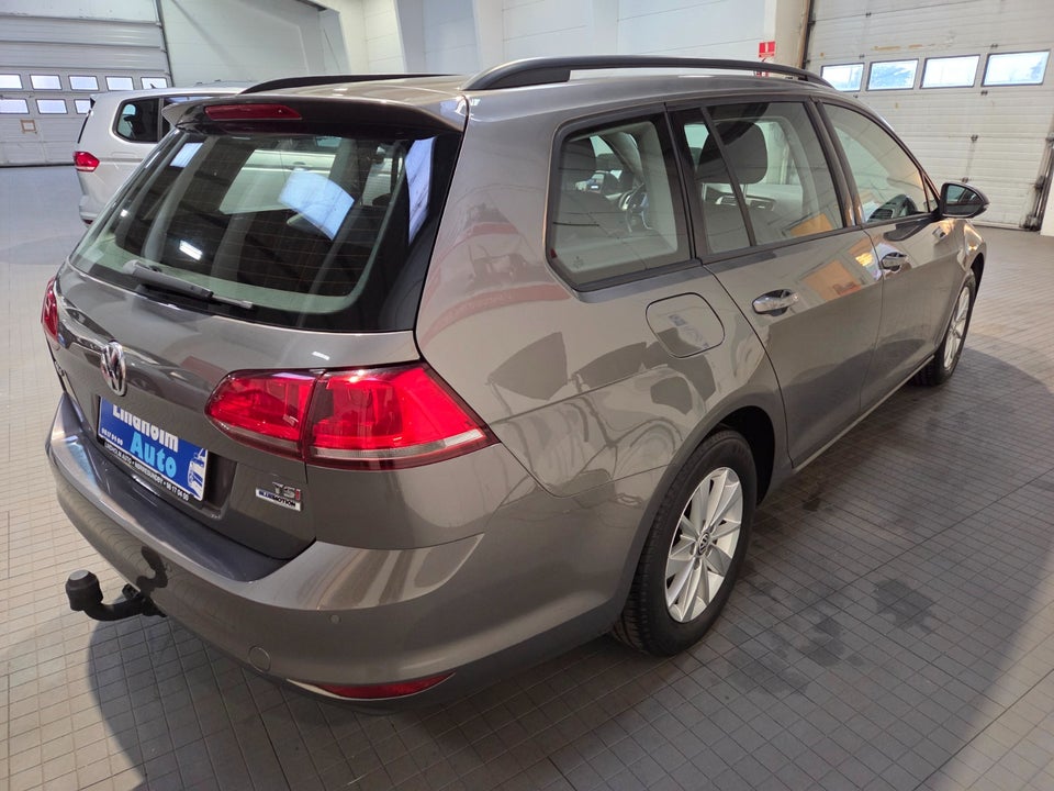 VW Golf VII 1,4 TSi 122 Comfortline Variant BMT 5d