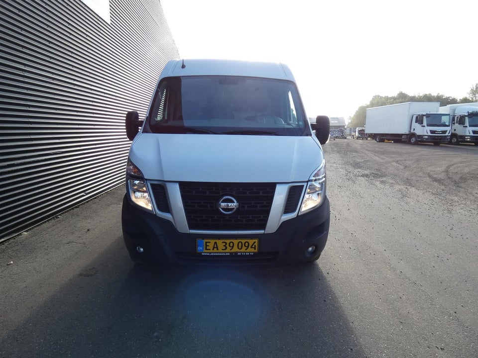 Nissan NV400 2,3 dCi 145 L2H2 Working Star