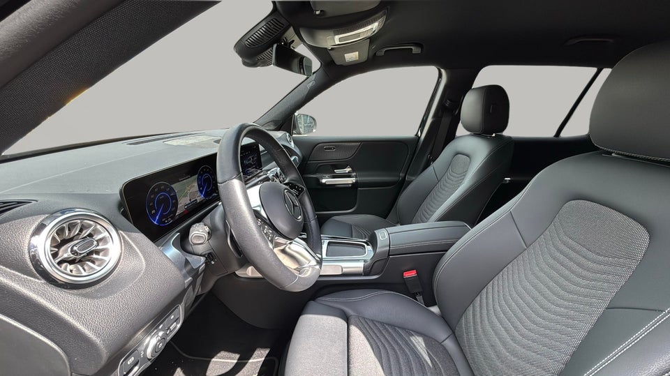 Mercedes EQB300 Progressive Advance 4Matic 5d