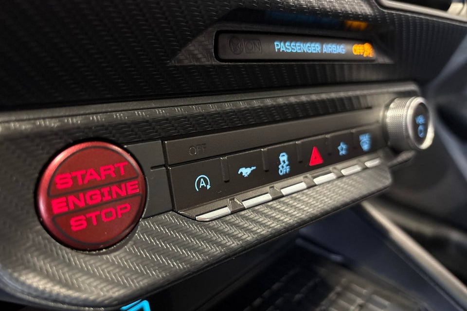 Ford Mustang 5,0 V8 Dark Horse Coupé aut. 2d