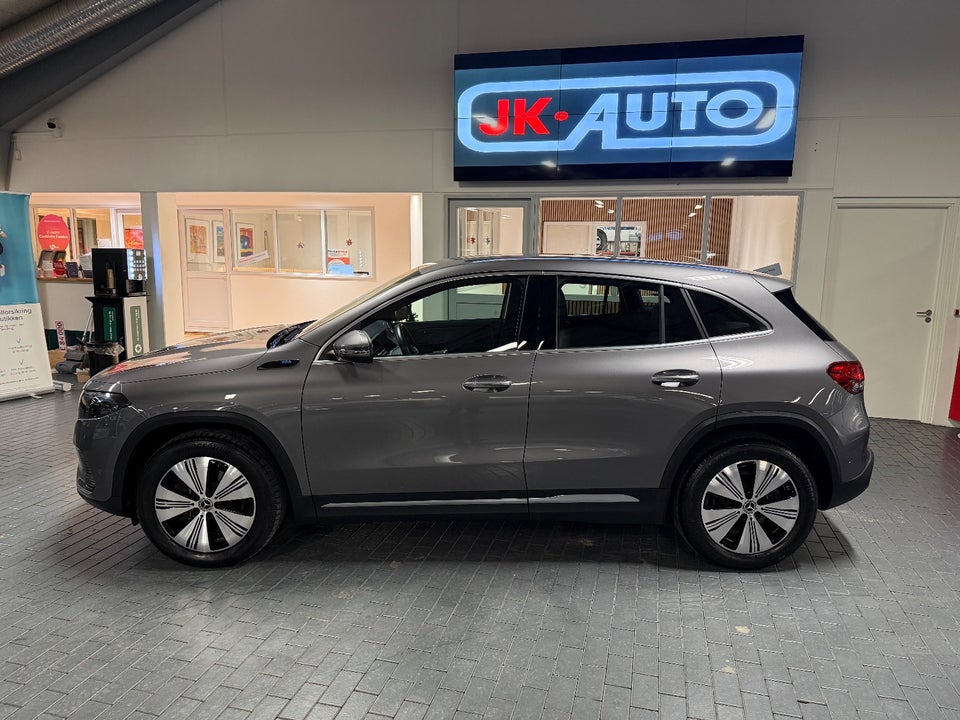 Mercedes EQA250+ Electric Art 5d