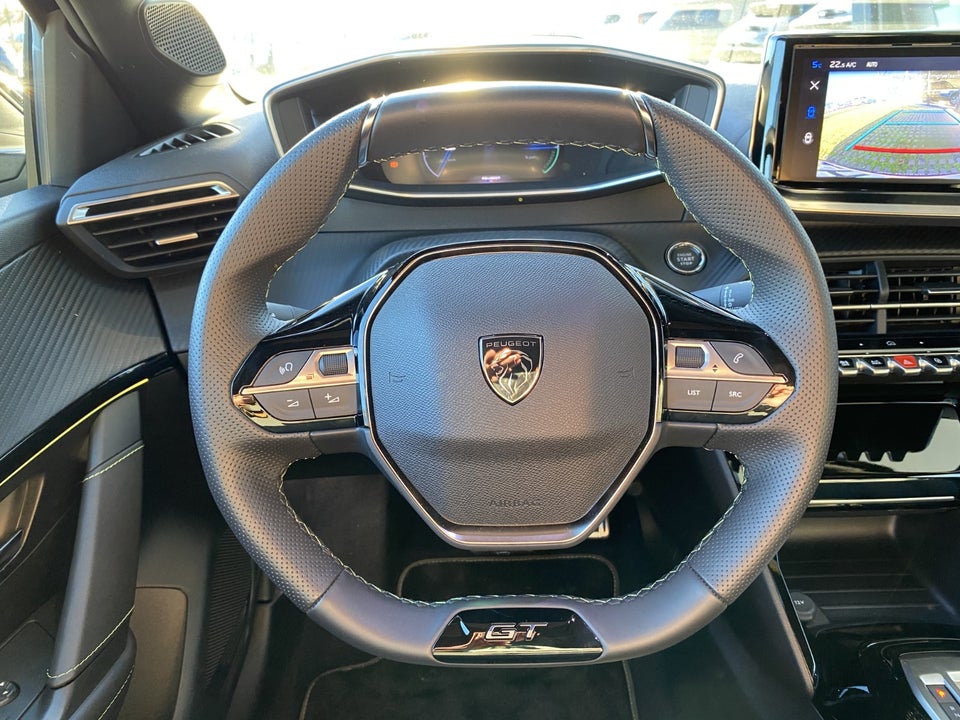 Peugeot e-208 54 GT 5d