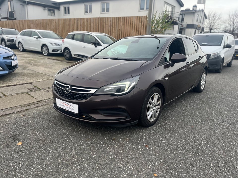 Opel Astra 1,6 CDTi 110 Enjoy 5d