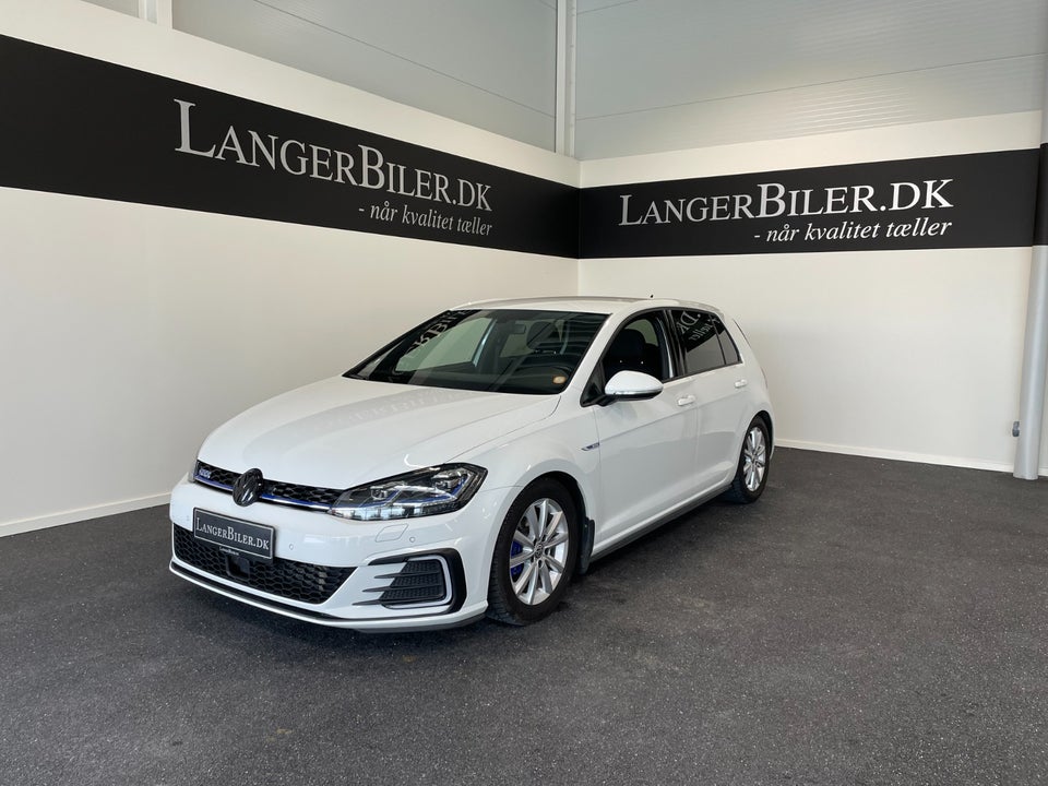 VW Golf VII 1,4 GTE DSG 5d