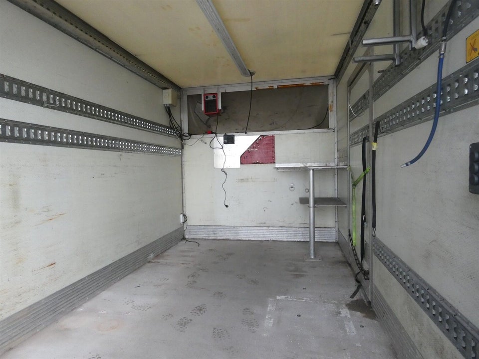 VW Crafter 2,5 TDi 163 Chassis Alukasse 2d