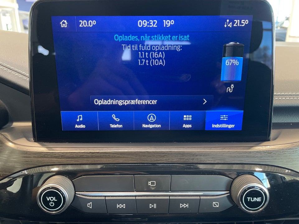 Ford Kuga 2,5 PHEV Vignale CVT 5d