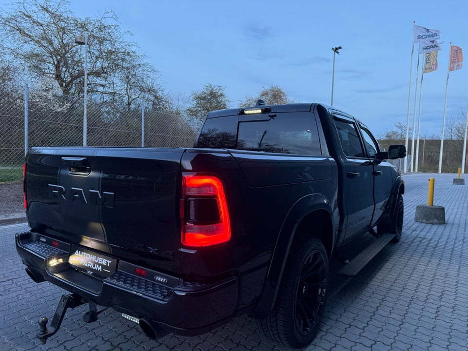 Dodge RAM 1500 5,7 V8 Hemi Limited Night aut. 4d