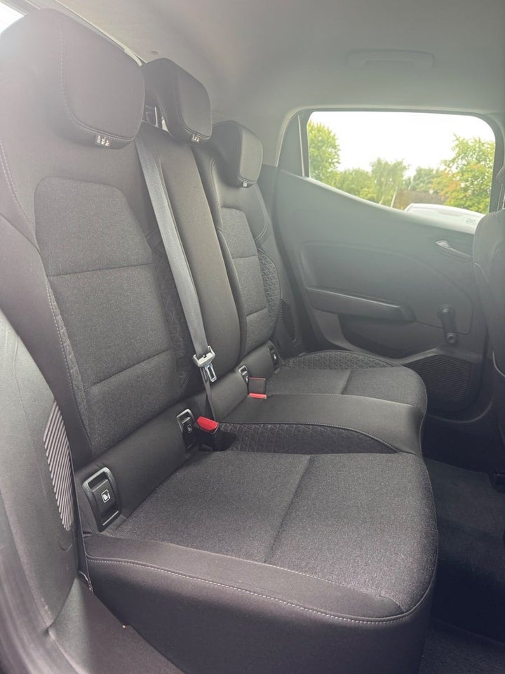 Renault Clio V 1,6 E-Tech Zen 5d