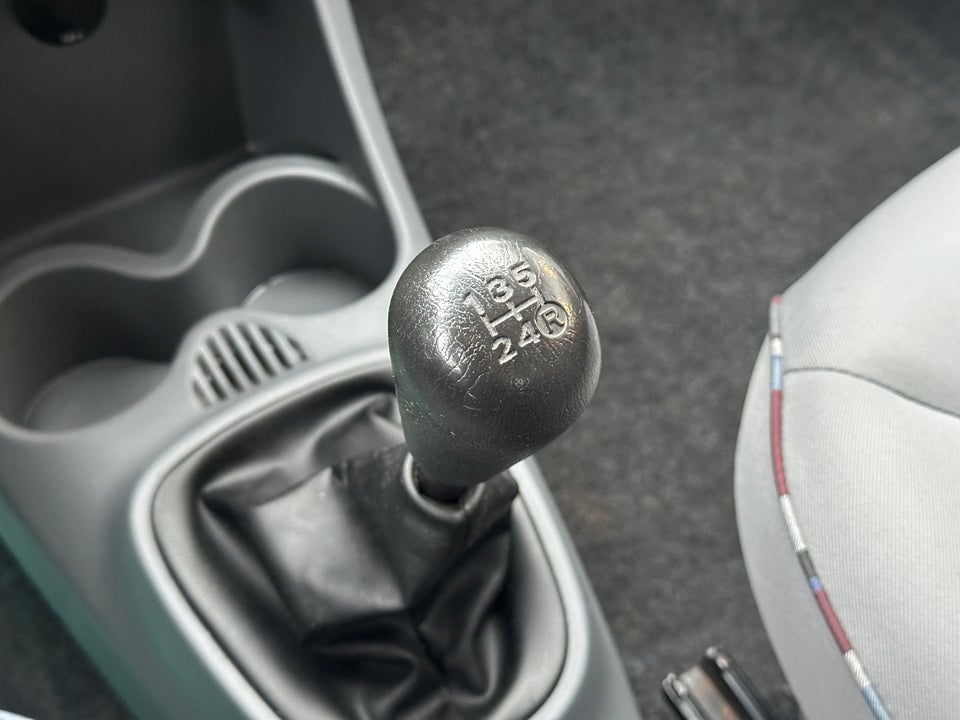 Citroën C1 1,0i Attraction 5d