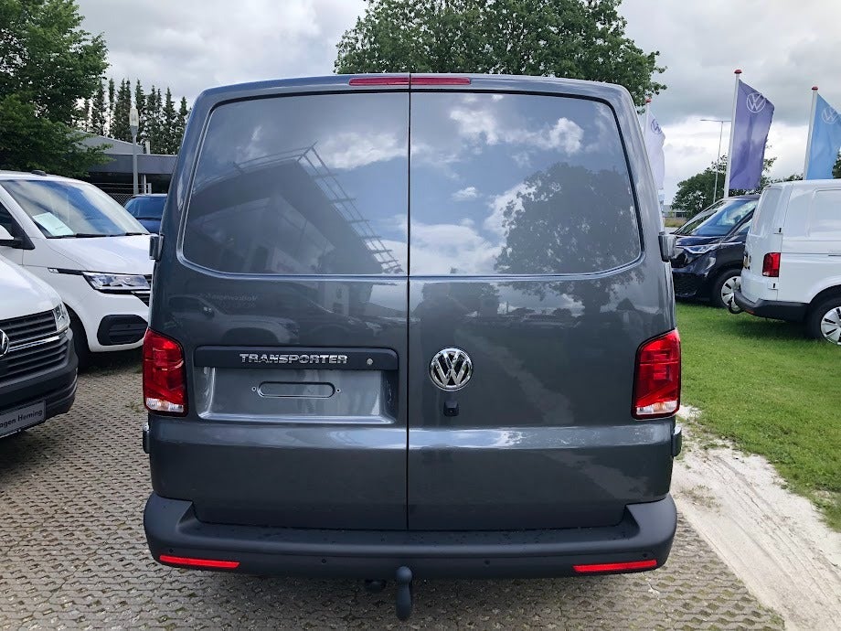 VW Transporter 2,0 TDi 150 Kassevogn DSG lang