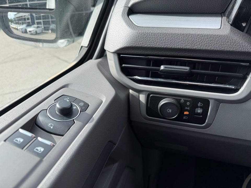 VW e-Transporter 64 Comfort Kassevogn SWB