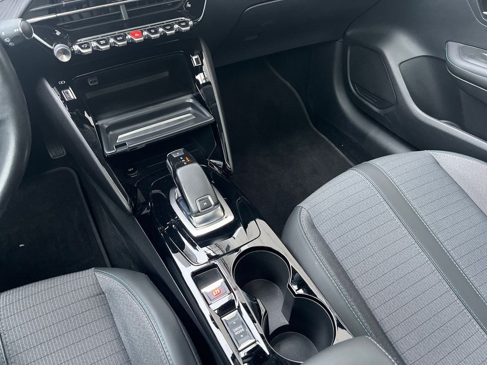 Peugeot 208 1,2 PureTech 100 Allure Sky EAT8 5d