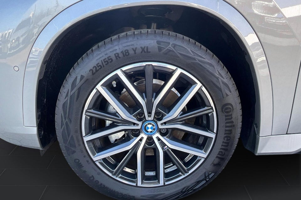 BMW iX1 eDrive20 M-Sport 5d
