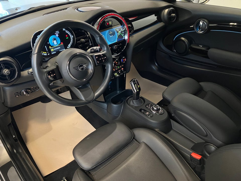 MINI Cooper SE Edition Premium Plus 3d