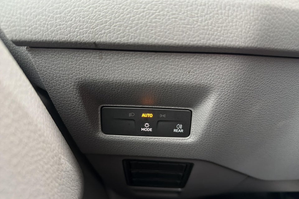 VW Crafter 35 2,0 TDi 177 Kassevogn L3H2 aut.