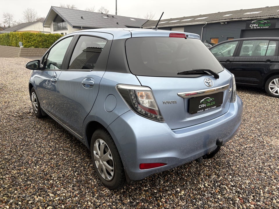 Toyota Yaris 1,0 VVT-i T2 Style 5d