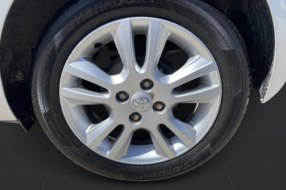 Toyota Aygo 1,0 VVT-i x-play 5d