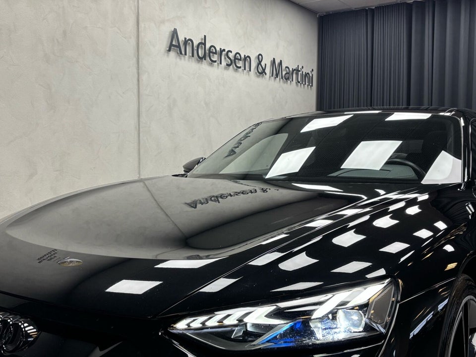 Audi e-tron GT quattro 4d