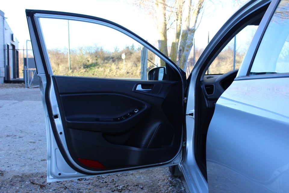 Hyundai i20 1,4 CRDi 90 Trend 5d