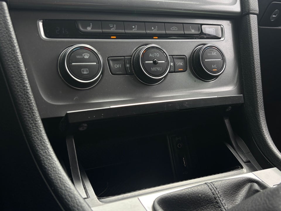 VW Golf VII 1,4 TSi 125 Style BMT 5d