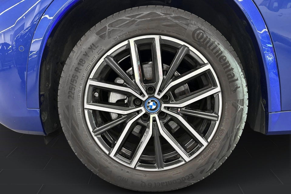 BMW iX1 eDrive20 M-Sport 5d