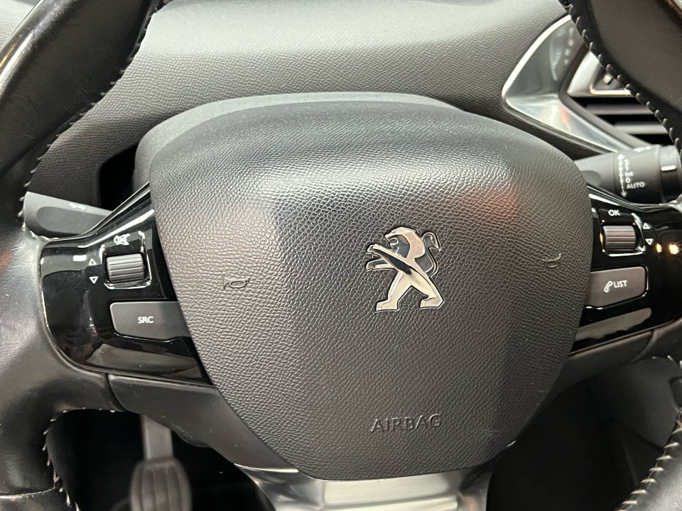 Peugeot 308 1,6 BlueHDi 120 Allure 5d