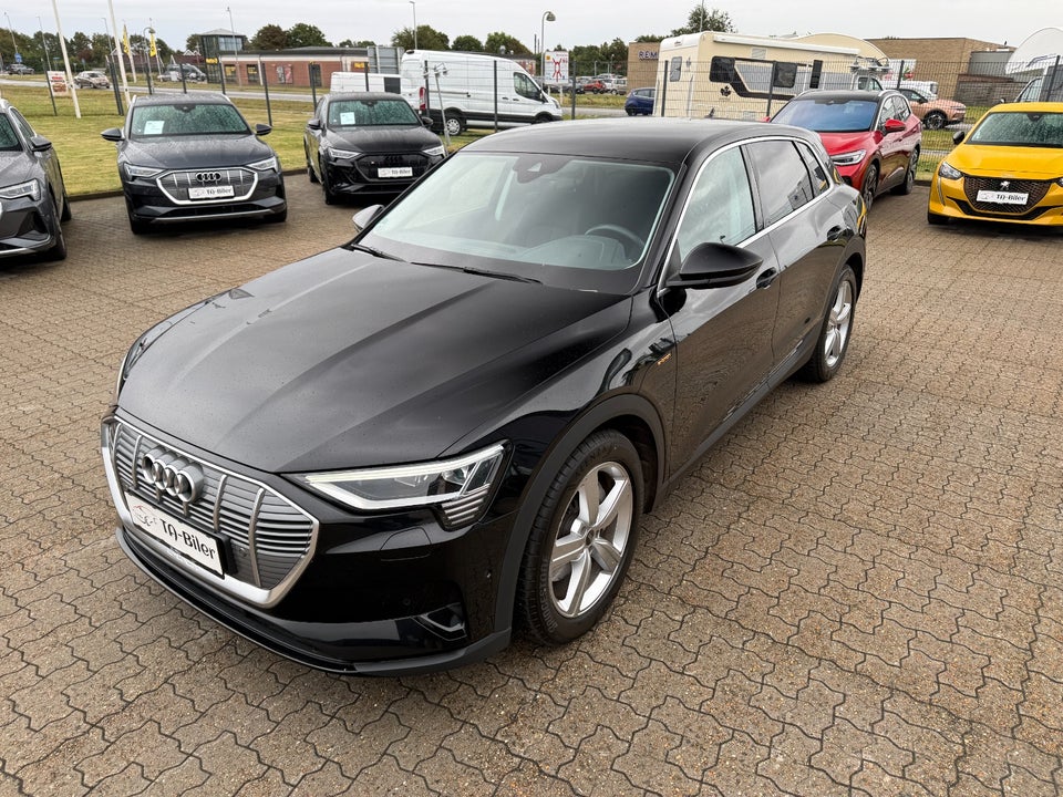 Audi e-tron 50 quattro 5d