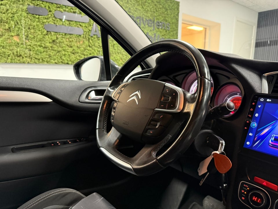 Citroën C4 1,6 e-HDi 112 Seduction E6G 5d