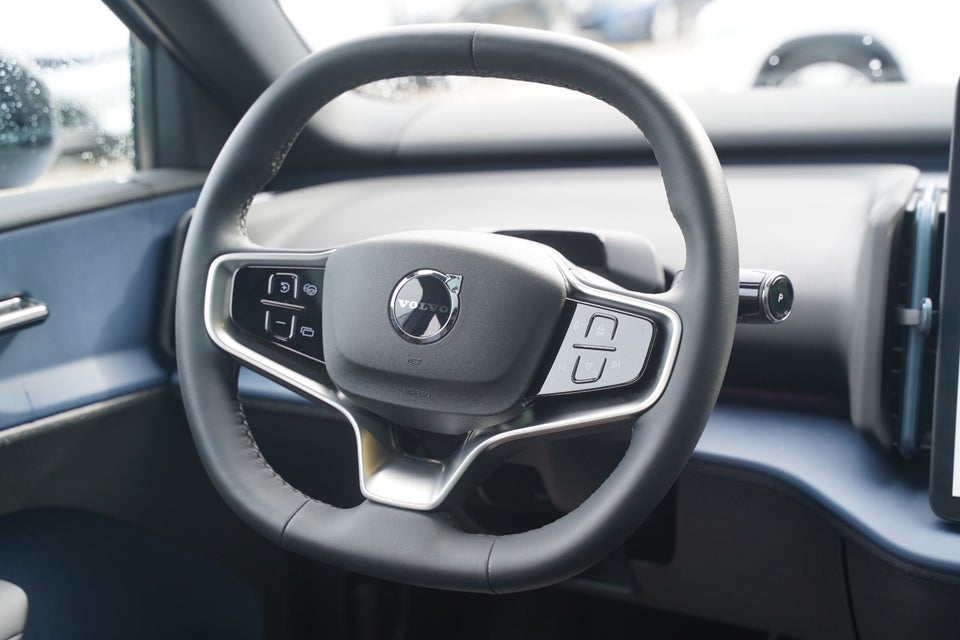 Volvo EX30 Twin Performance Ultra 5d