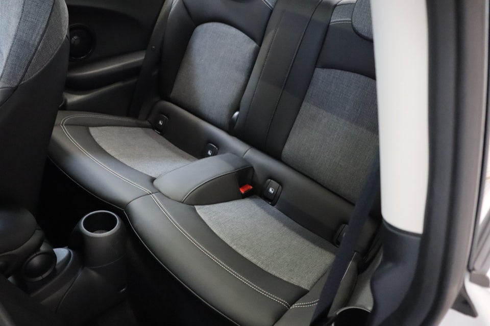 MINI Cooper SE Edition Premium Plus 3d