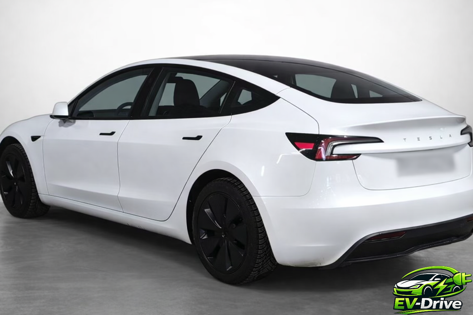 Tesla Model 3 Long Range RWD 4d