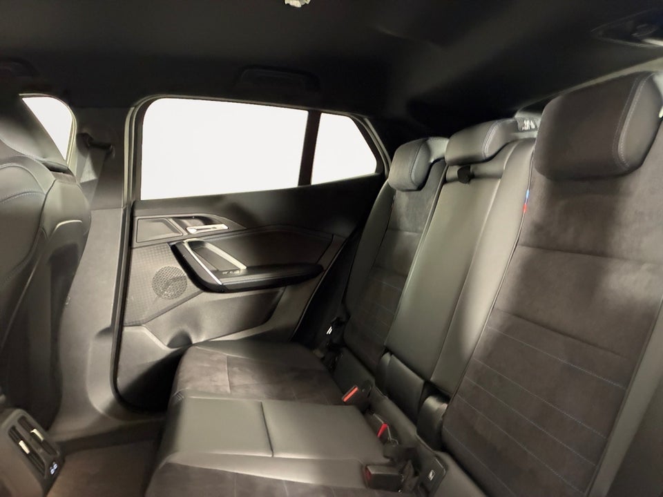 BMW iX2 eDrive20 M-Sport Premium 5d