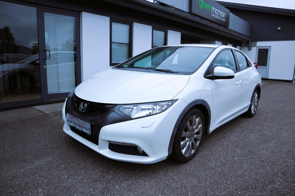 Honda Civic 1,8 i-VTEC Executive 5d