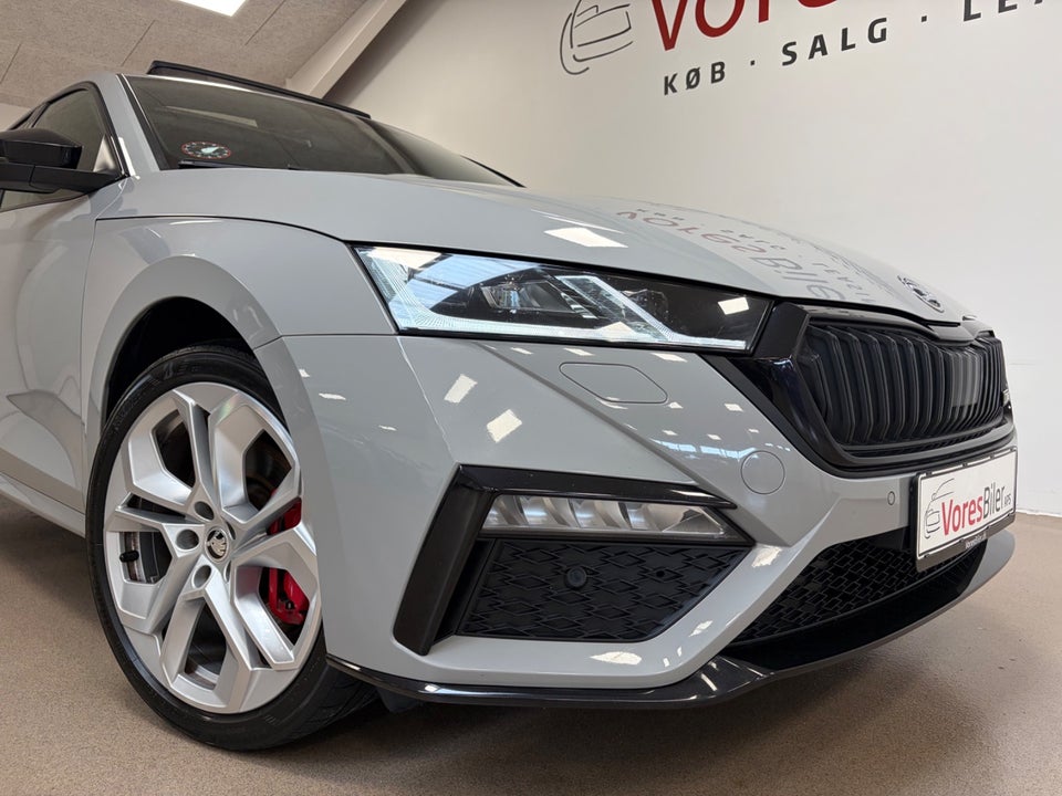 Skoda Octavia 1,4 TSi iV RS Combi DSG 5d