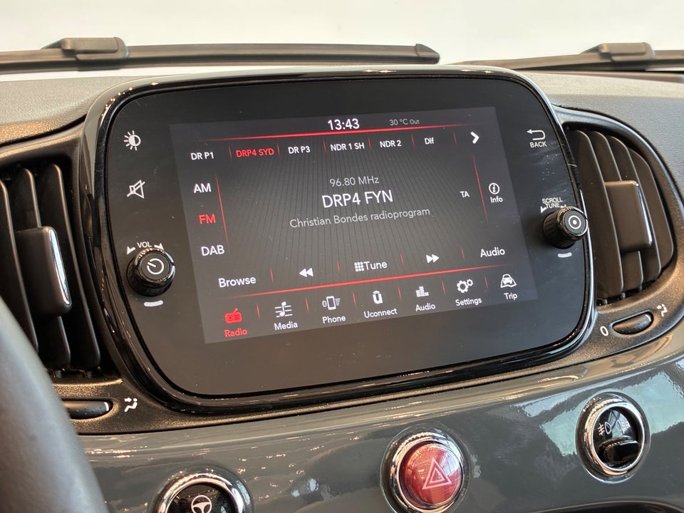 Fiat 500C 1,0 Hybrid Dolcevita 2d