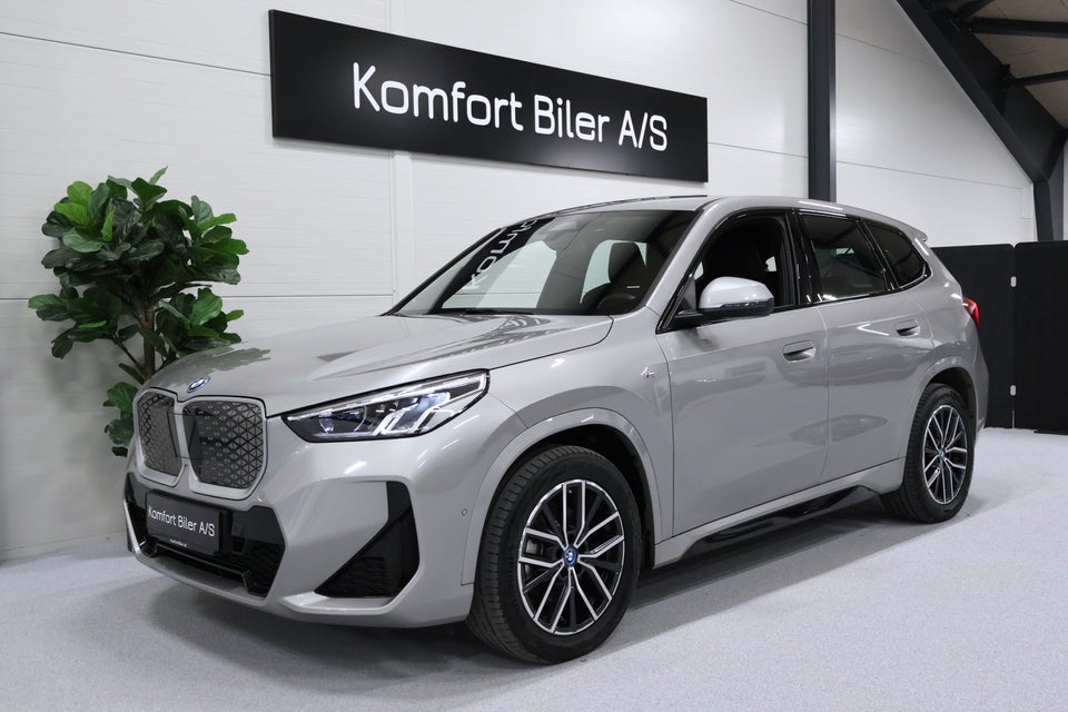 BMW iX1 eDrive20 M-Sport 5d