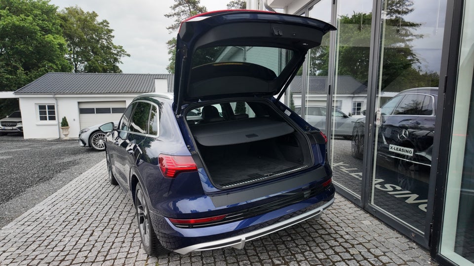 Audi e-tron 55 S-line quattro 5d