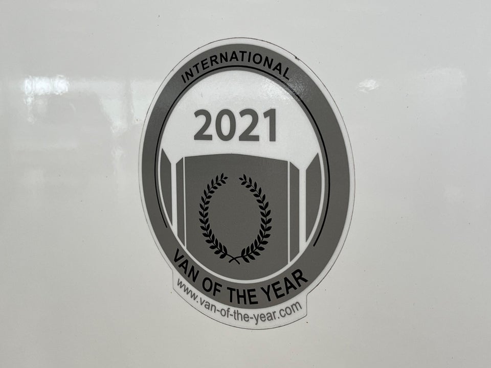 Peugeot e-Expert 50 L2 Premium Van