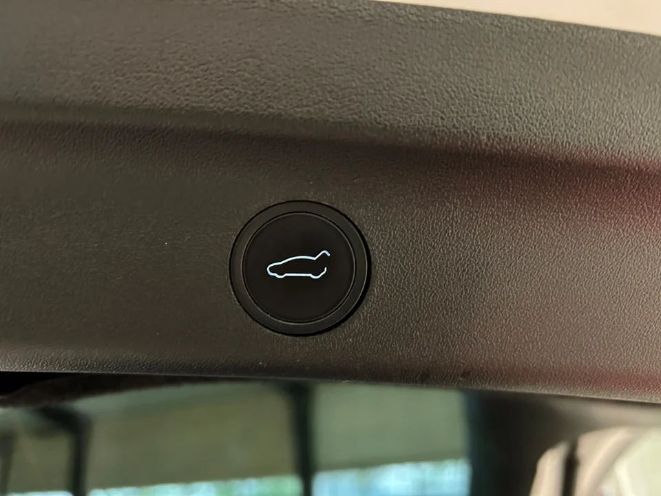Tesla Model Y Long Range RWD 5d