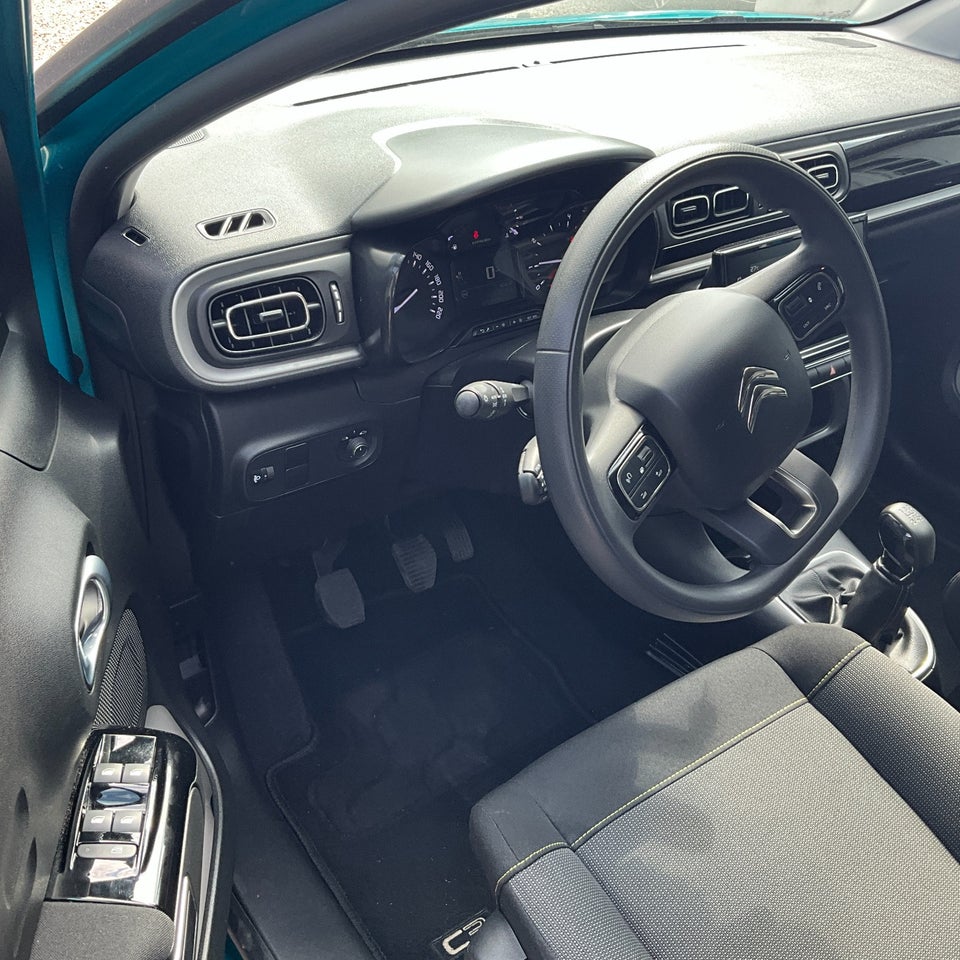 Citroën C3 1,2 PureTech 83 Shine 5d