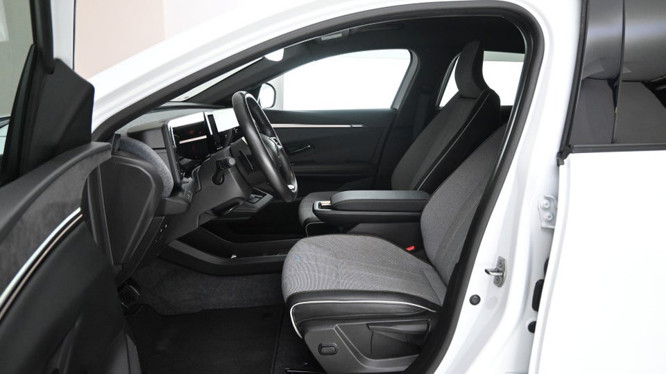 Renault Megane E-Tech 60 Techno 5d