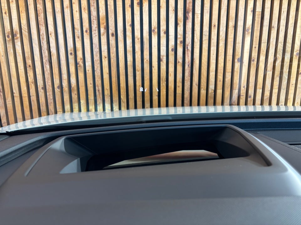 Audi Q4 e-tron 40 S-line 5d