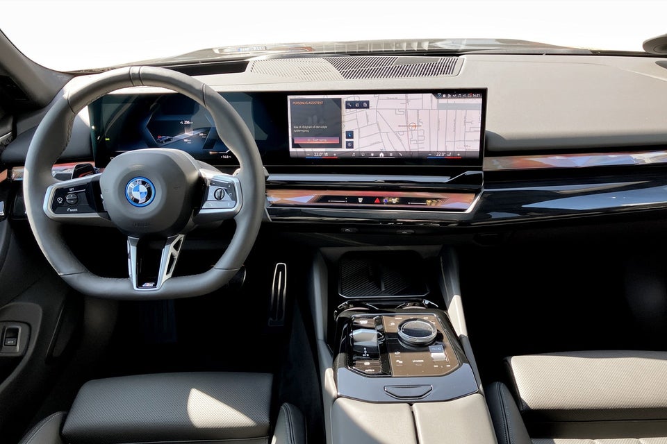BMW i5 eDrive40 Touring Supercharged 5d